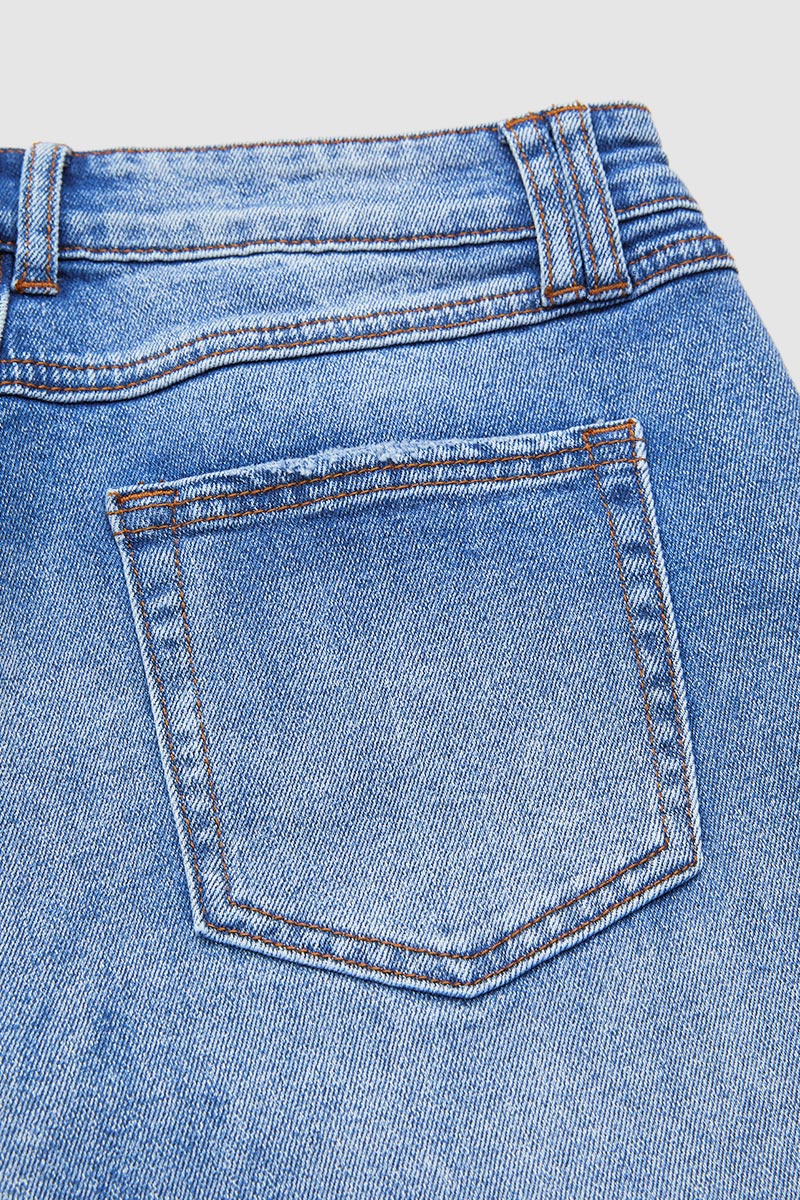 Mid-rise straight-leg jeans