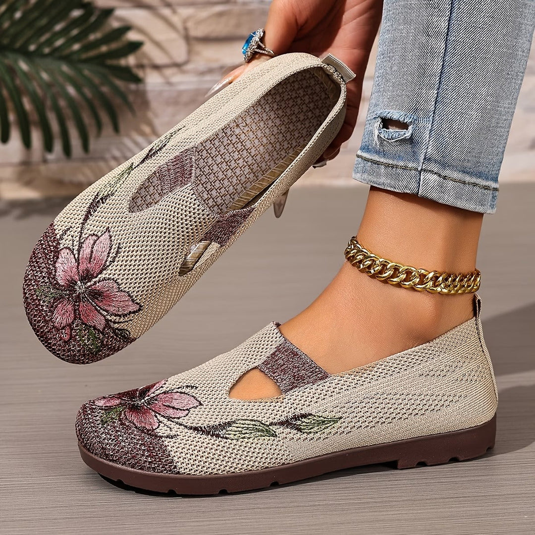 Stylish Embroidered Breathable Women's Shoes