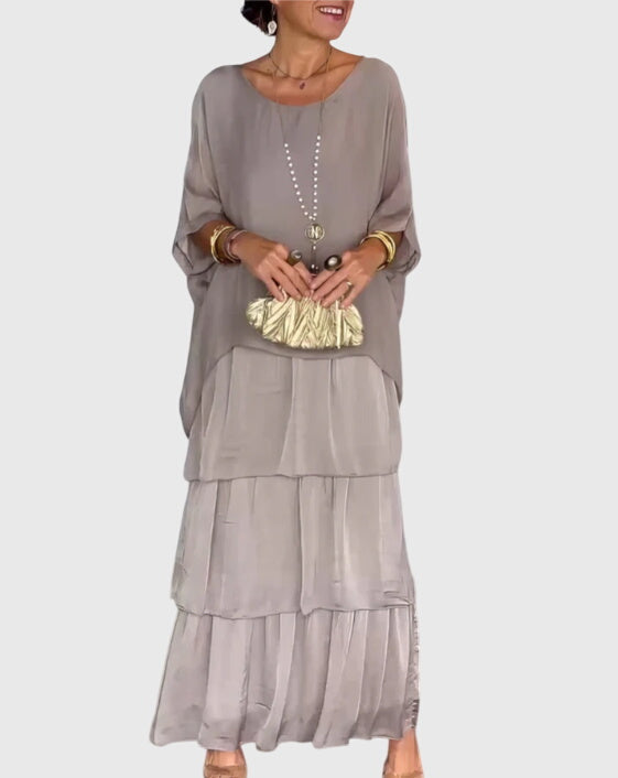 Susan™ | Elegant, long, flowing dress