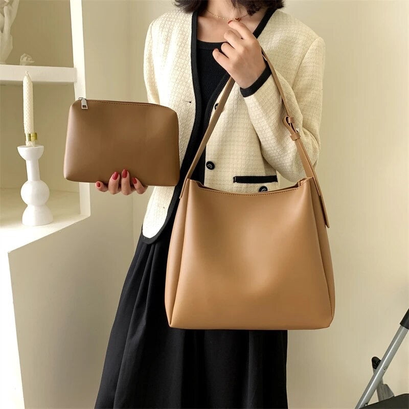 Asløg | Minimalist shoulder bag with a modern cut