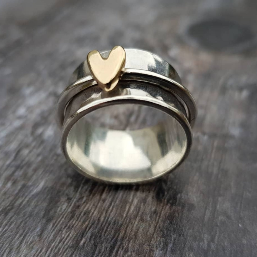 Mireia - Silver Ring with Gold Heart