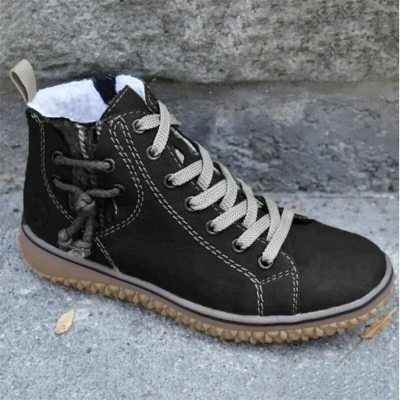 Davide - Timelessly Elegant Leather Boots with Vintage Inspiration