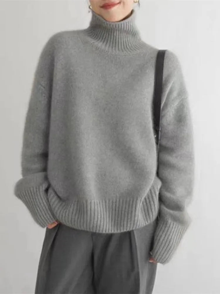Isabella™ - Elegant Turtleneck Sweater