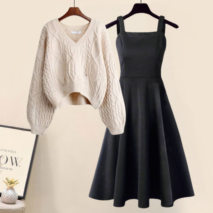 LIANE - Elegant knitted jumper with fishtail skirt