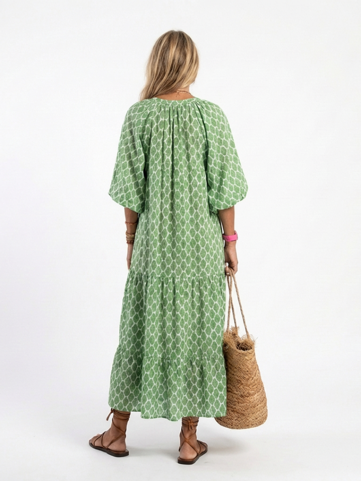 Apolline | Midi dress with three-quarter sleeves and V-neck in patterned fabric