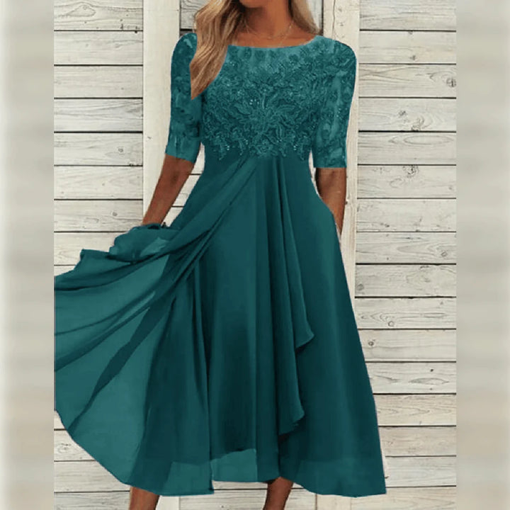 Women's round-neck lace midi dress with pockets