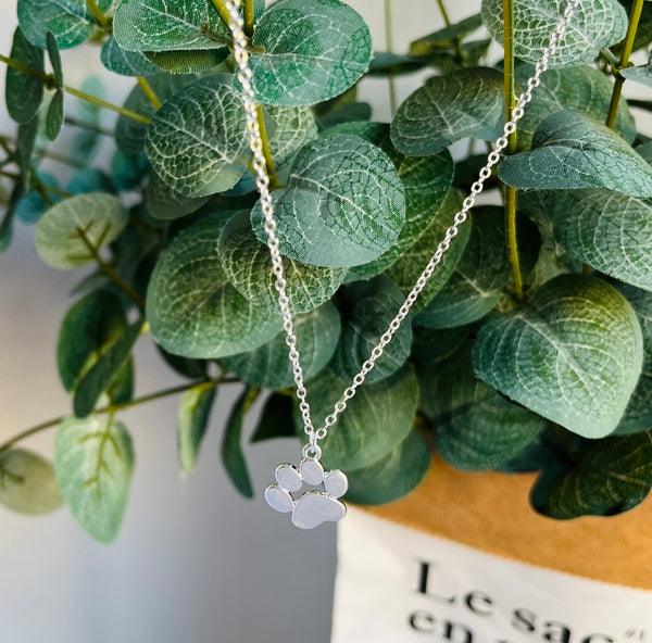 PawNova™ | Elegant Minimalist Paw Necklace