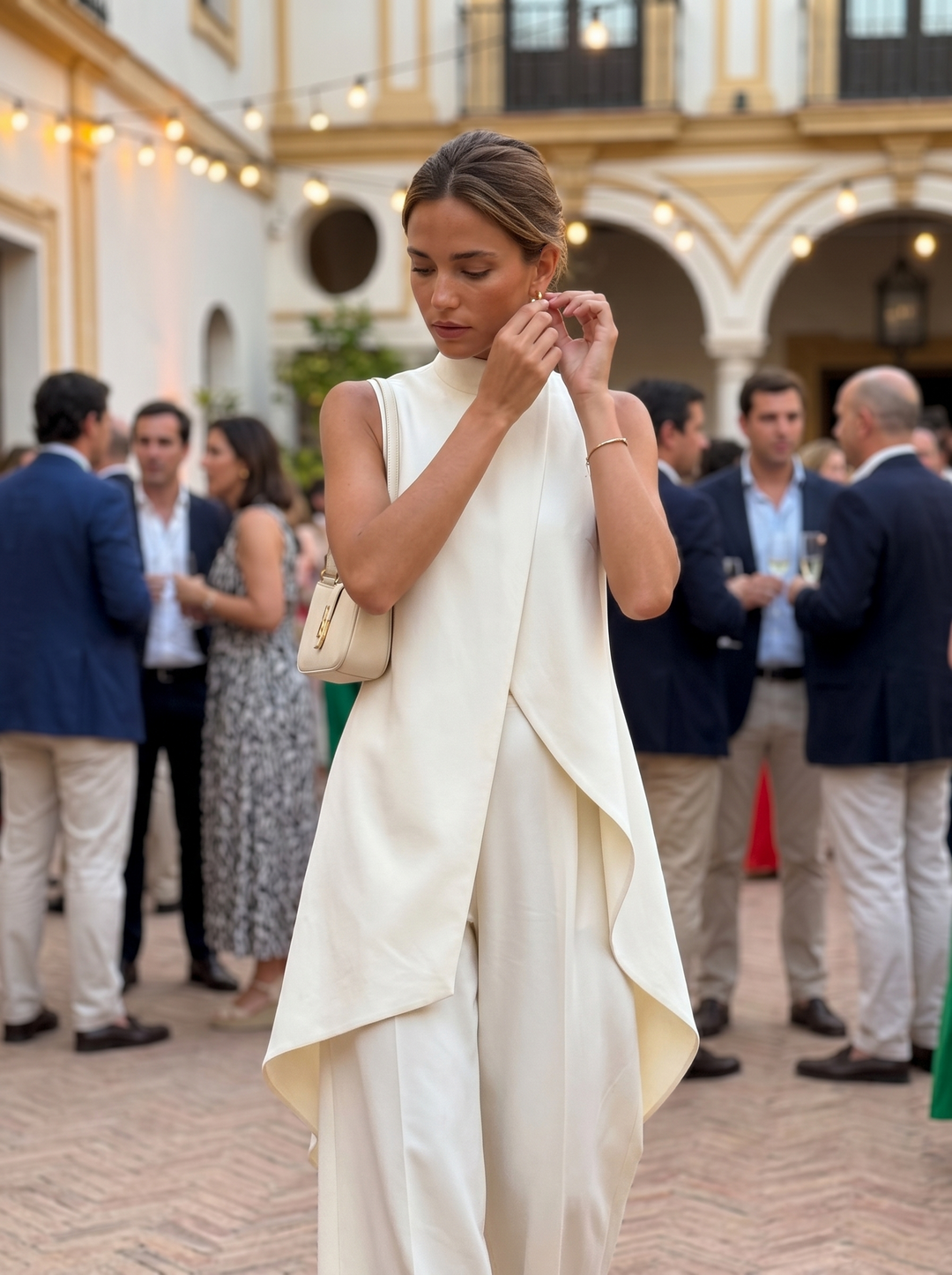 Sara | Women's Turtleneck Sleeveless Set