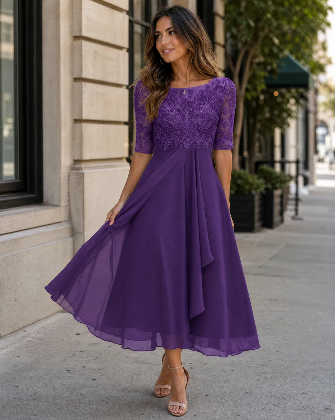 Women's round-neck lace midi dress with pockets
