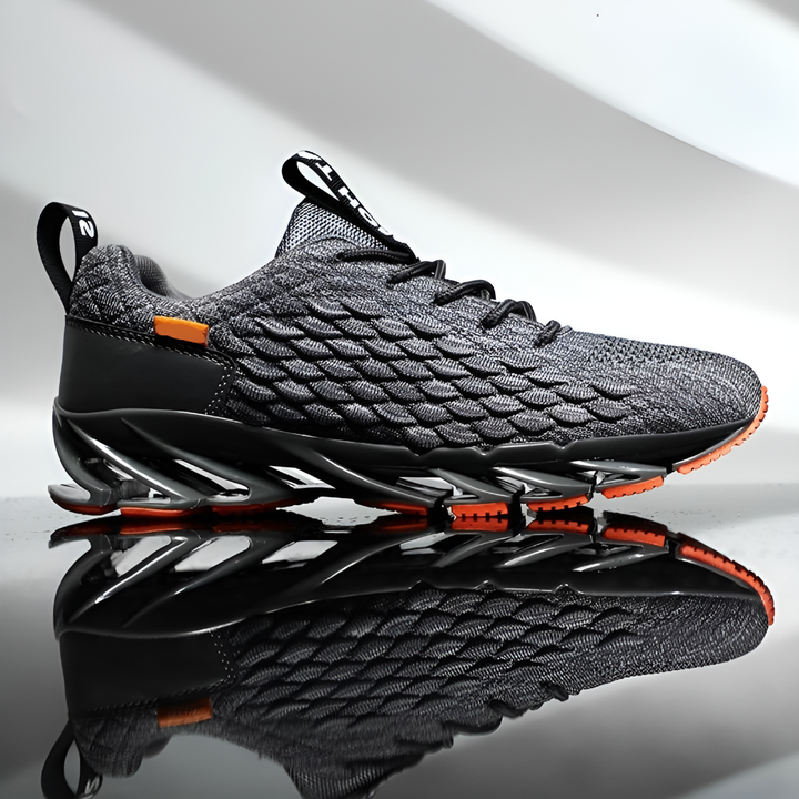Men’s running sneakers with lace-up closure