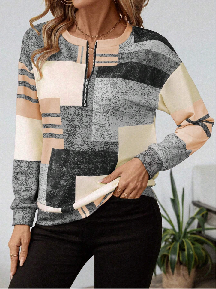 Kaimana™ - Chic, vintage-inspired sweatshirt