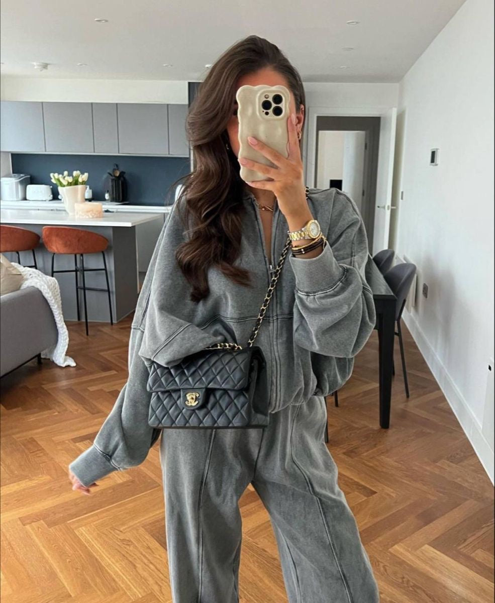 Jessica - The Trend of the Hour