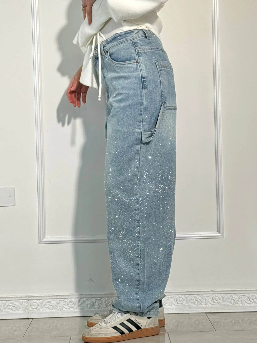 Violette™ - High-waisted wide-leg trousers with button pockets