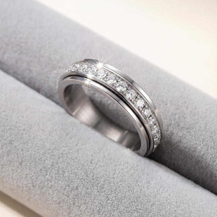 Serenova™ Stress-Relief Spinner Ring