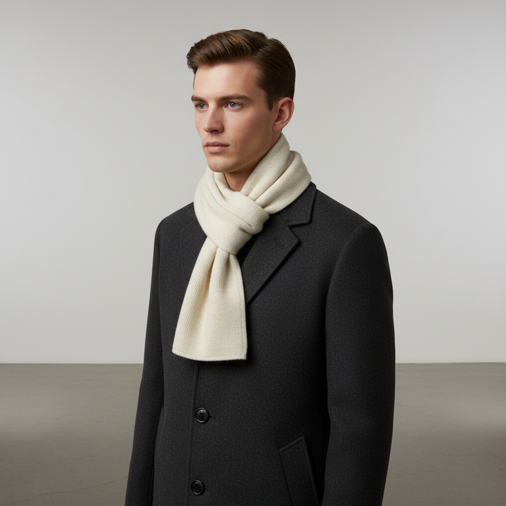 Langer Gestrickter Unisex Schal mit Rippenstruktur