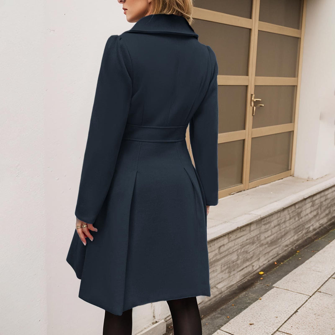 Women’s longline long-sleeve coat with pockets