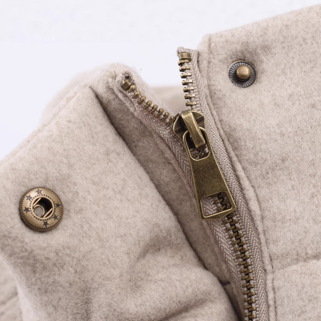 Women's long-sleeved transitional jacket with buttons and pockets