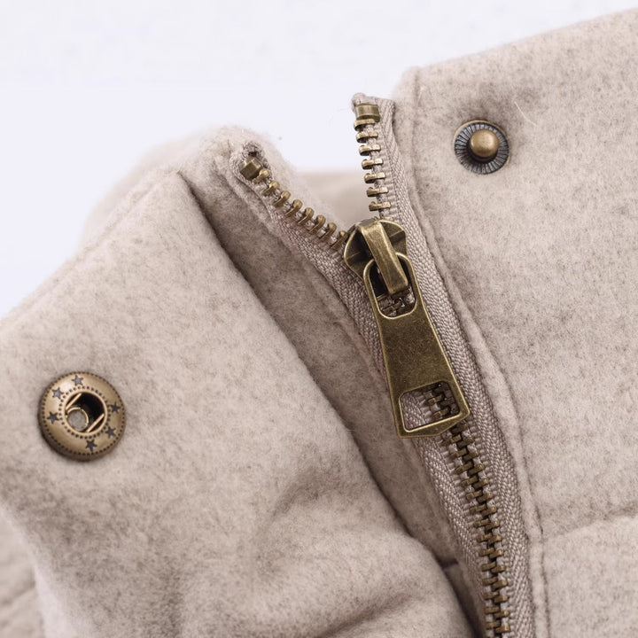 Women's long-sleeved transitional jacket with buttons and pockets