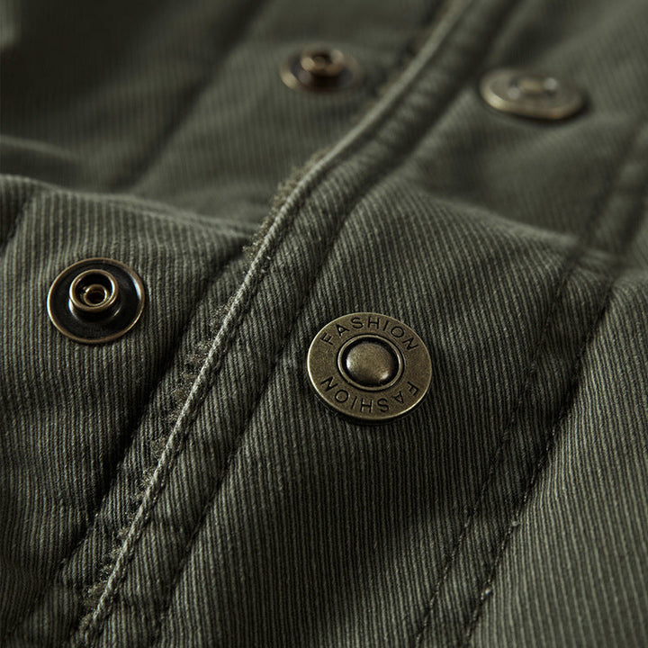 Men’s long-sleeve jacket with buttons and pockets