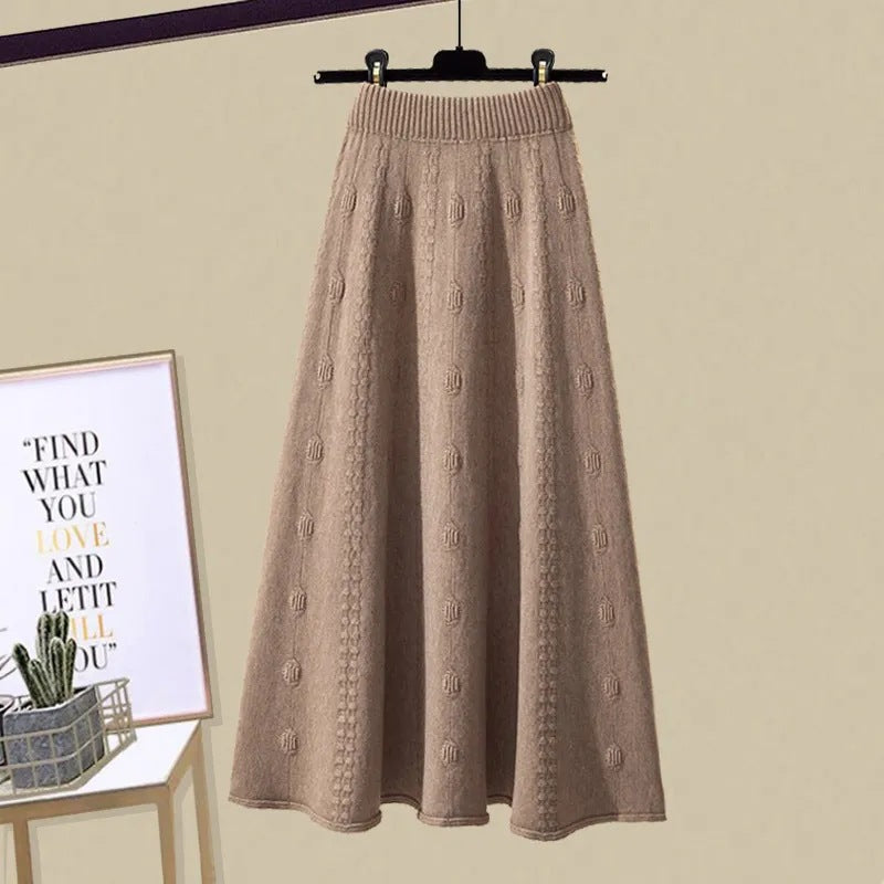 XENIA - Relaxed sweatshirt and skirt