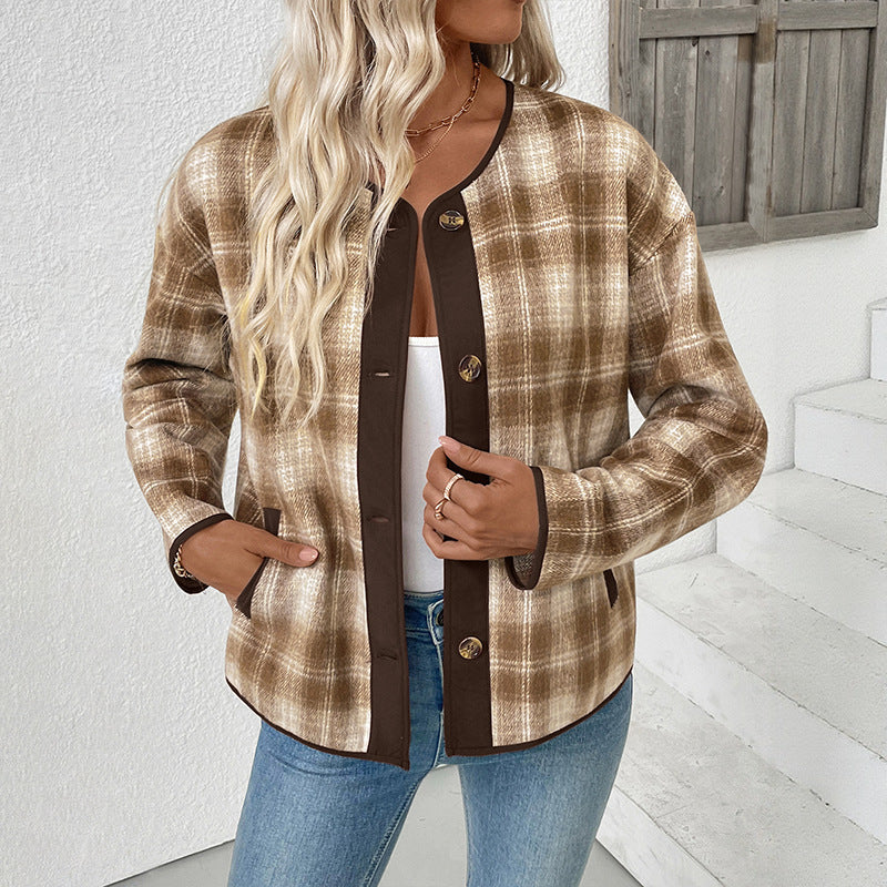Women's checked transitional jacket with a round neckline and pockets