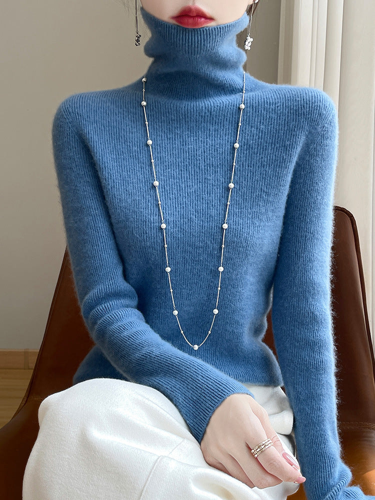 Women's slim-fit turtleneck sweater