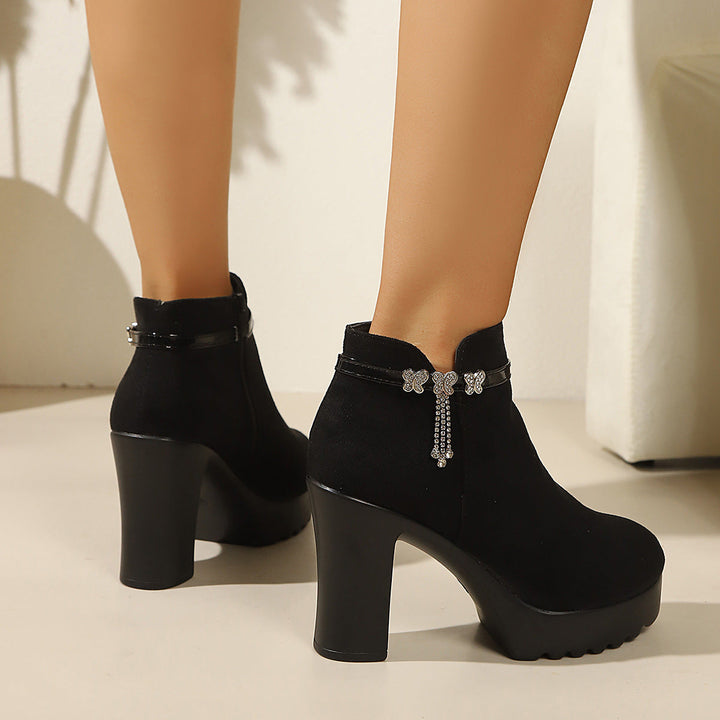Women’s ankle boots with glitter detail and non-slip sole