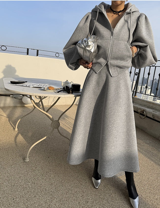 Women's sweatshirt set with balloon sleeves and a flared midi skirt