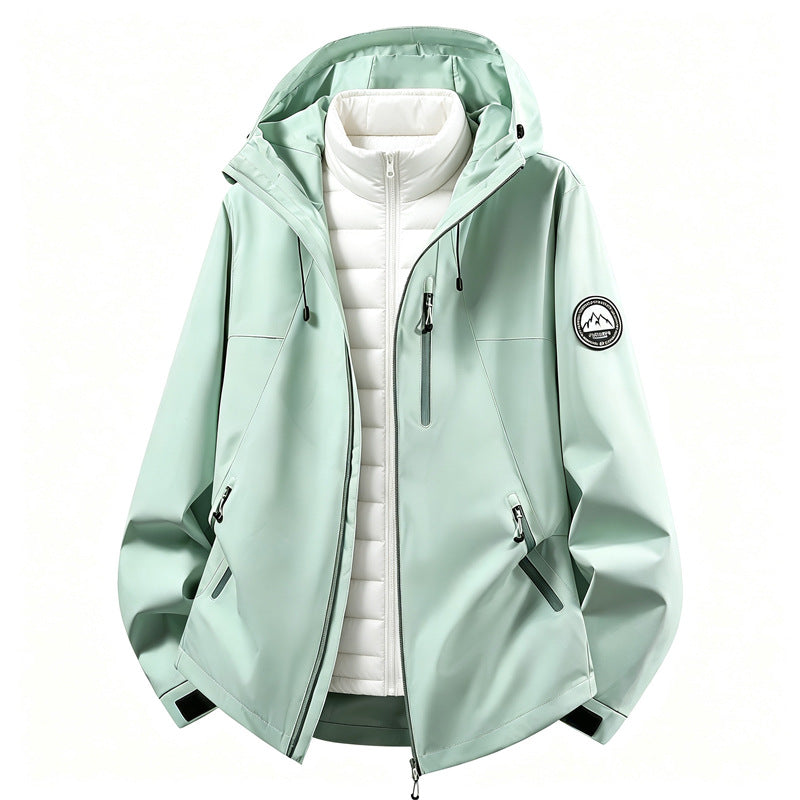 Women’s versatile softshell outdoor jacket with a removable inner jacket