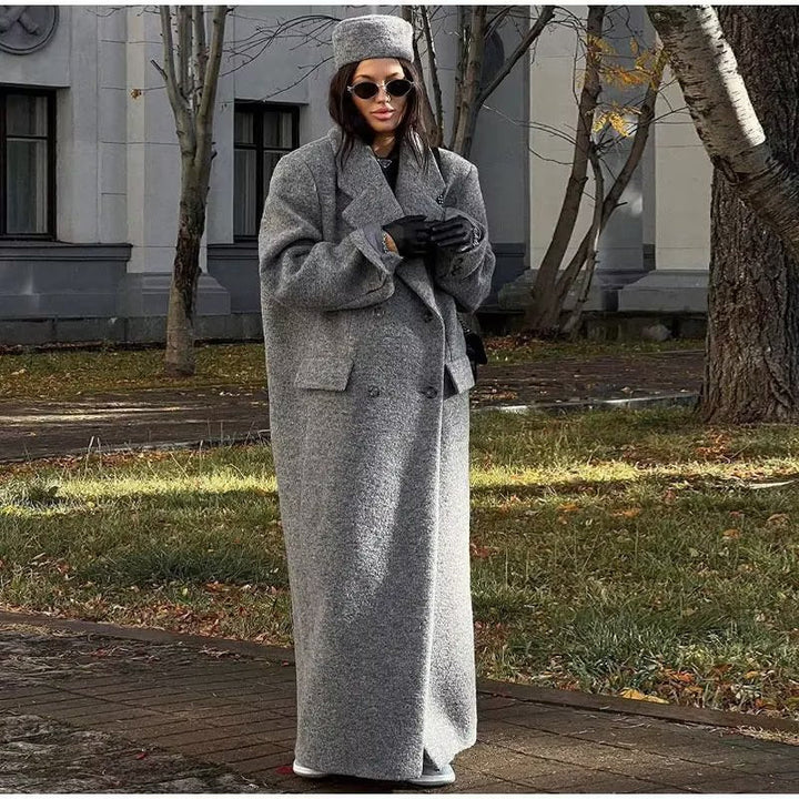 Women's oversized long-sleeve maxi coat with pockets