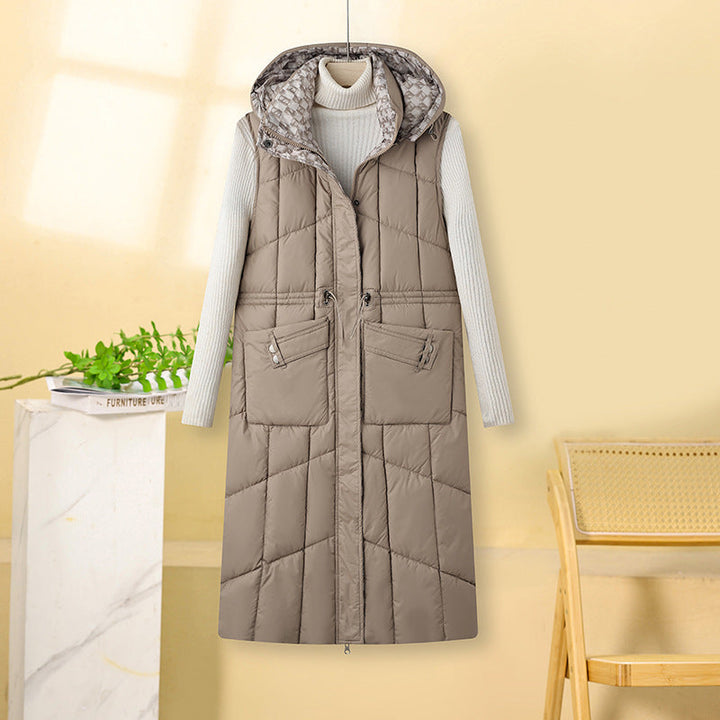 Women’s long sleeveless quilted thermal coat with hood and multifunctional pockets