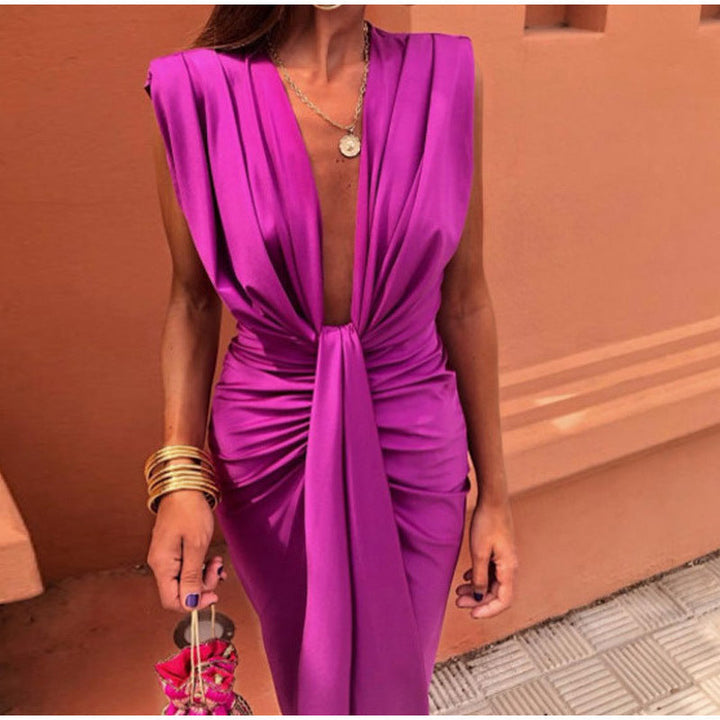 Isabella | Evening dress with deep neckline