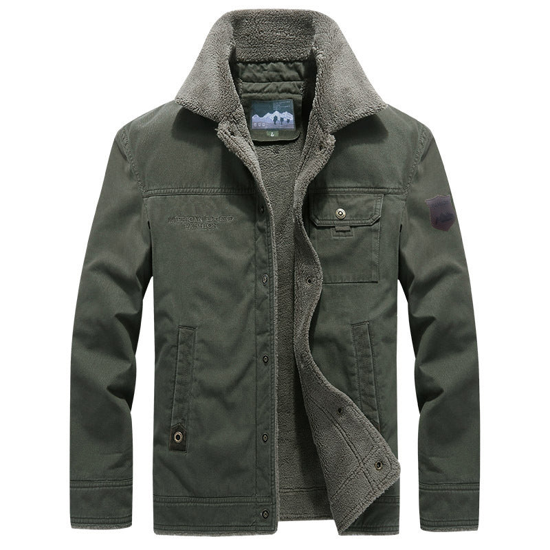 Men’s long-sleeve jacket with buttons and pockets