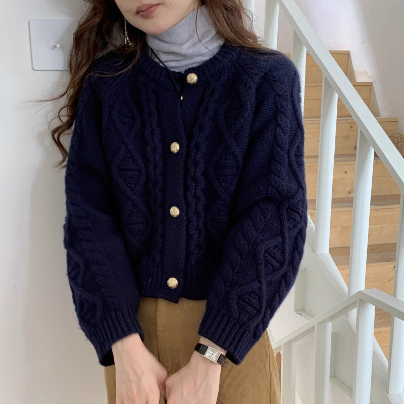 Women's cardigan with a round neckline and long sleeves