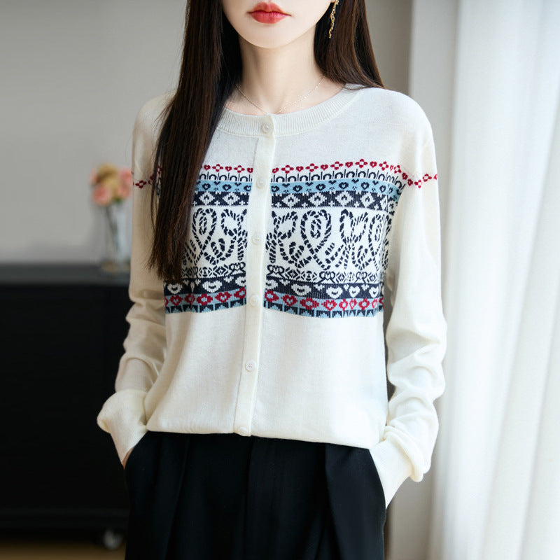 Women's cardigan with a round neckline and long sleeves