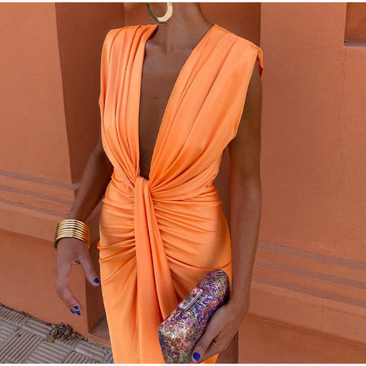 Isabella | Evening dress with deep neckline