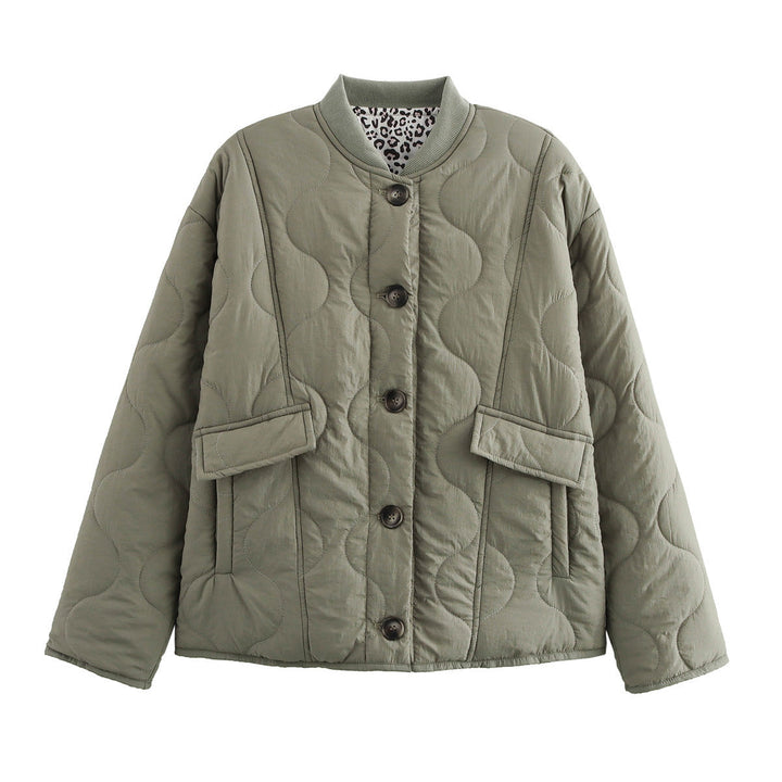 Women's long-sleeve crew-neck cardigan with buttons and pockets
