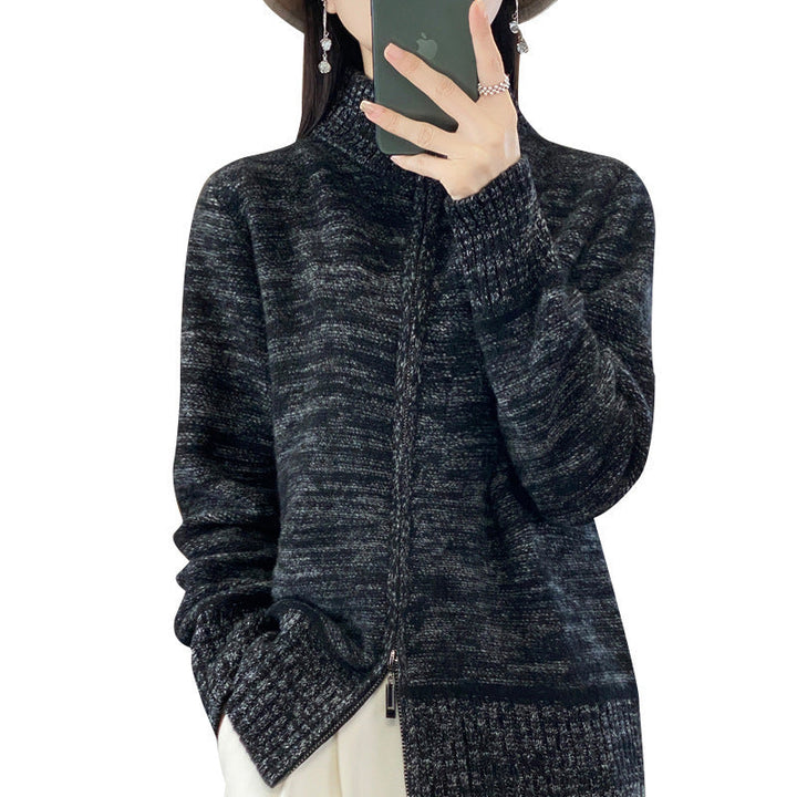 Women's knitted cardigan with zip closure and stand-up collar