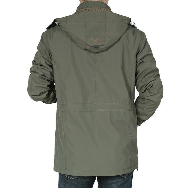 Men's parka with hood and pockets