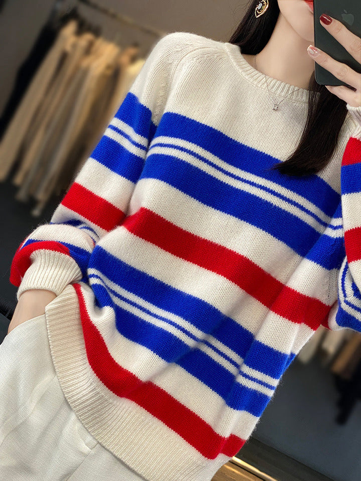 Women's oversized crew-neck pullover with stripes