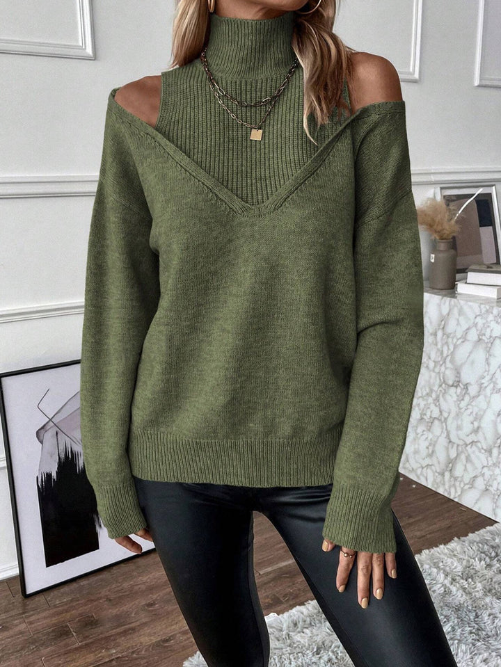 Women's long-sleeved turtleneck sweater