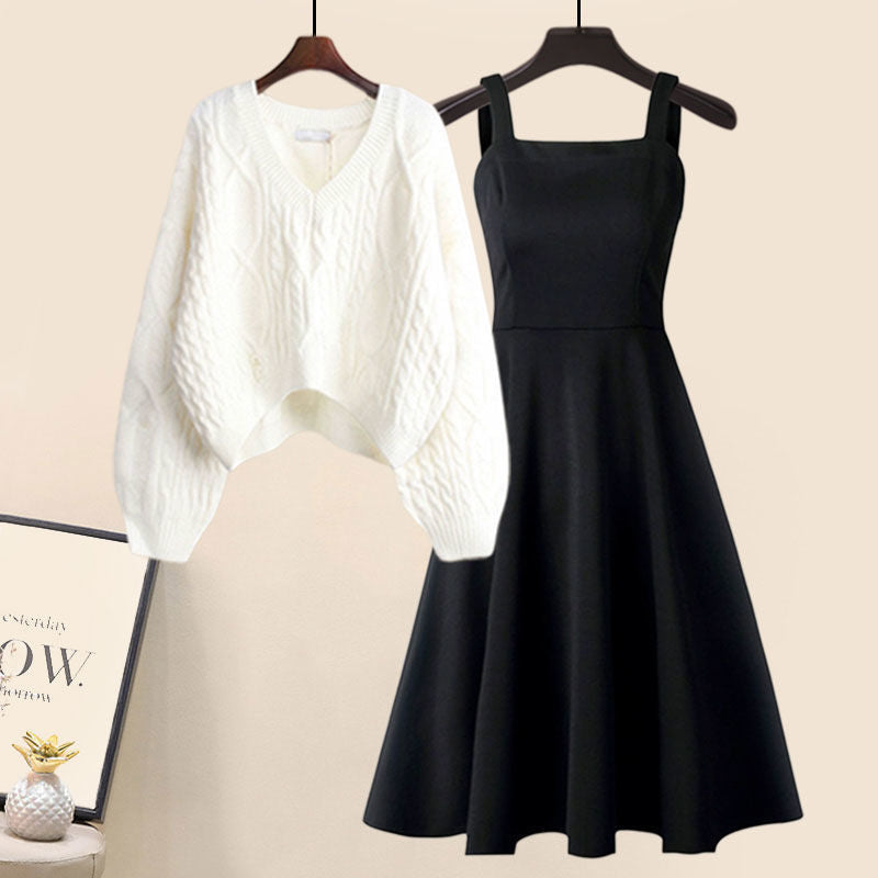 LIANE - Elegant knitted jumper with fishtail skirt