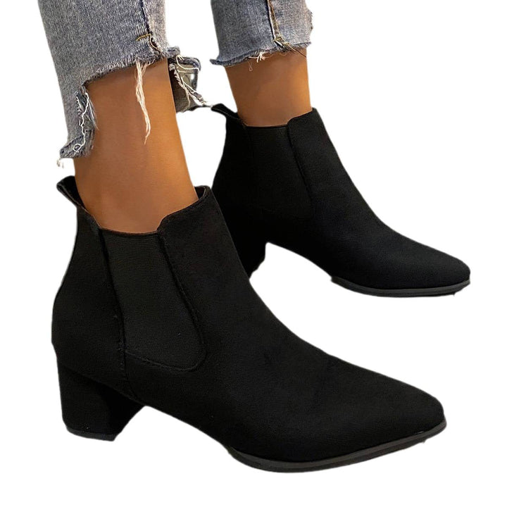 Women’s ankle boots with non-slip soles and a comfortable fit