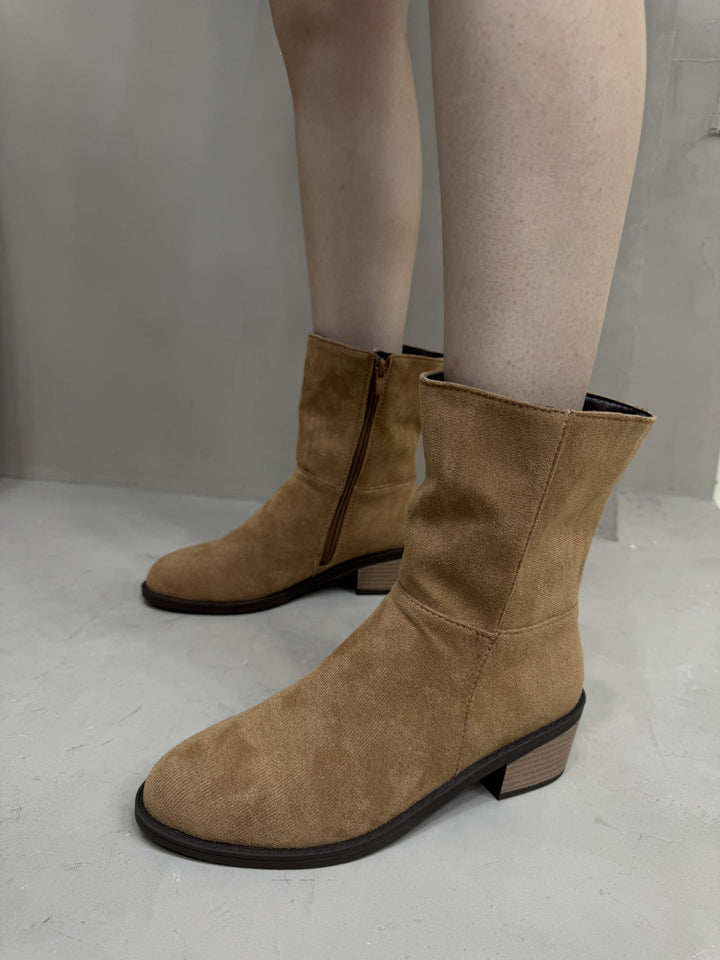 Women's ankle boots with block heels and zippers