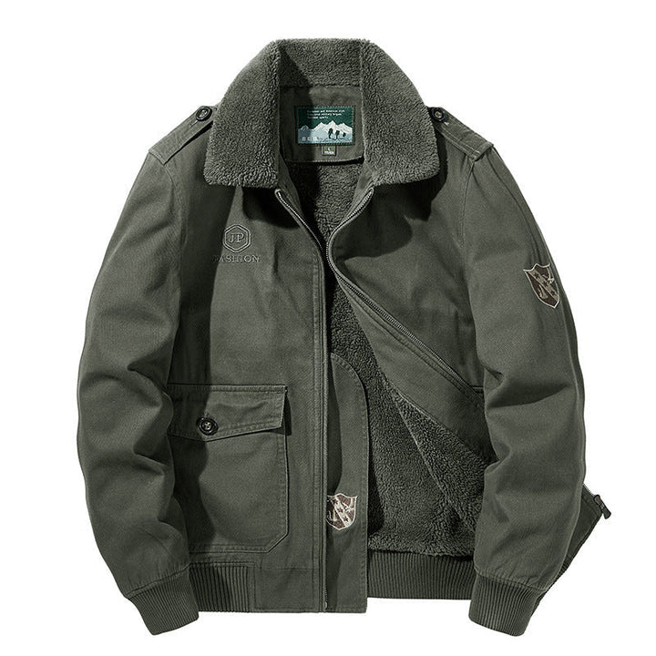 Men’s long-sleeve jacket with buttons and pockets