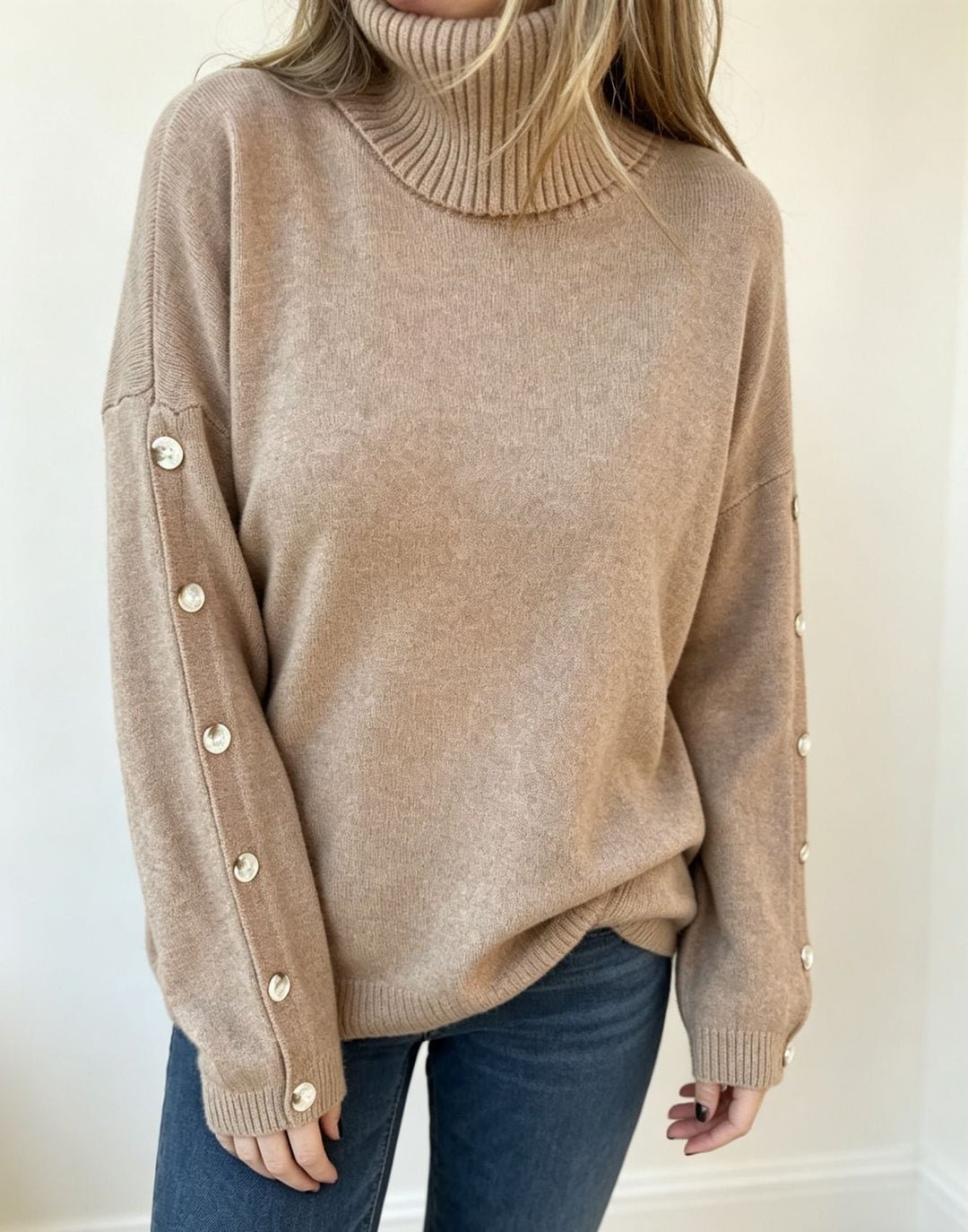 Mara | Women's Oversized Long-Sleeve Turtleneck Sweater with Buttons