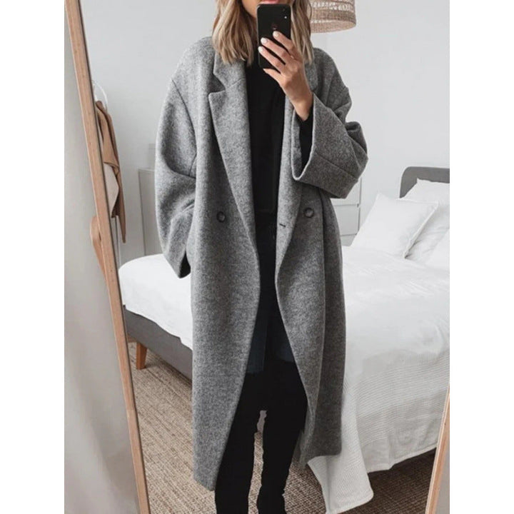 Women’s Oversized Coat with Notched Lapels and Double-Breasted Button Closure