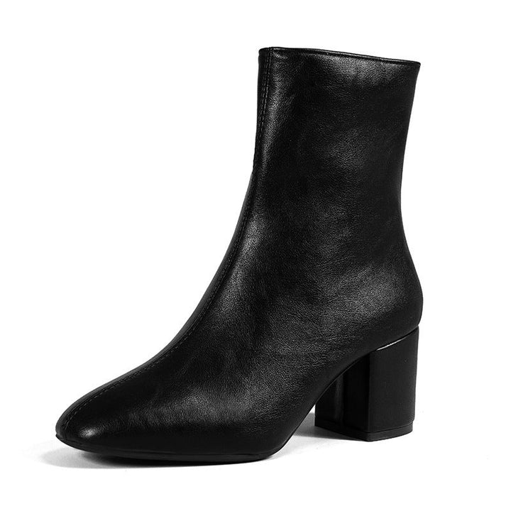 Women’s ankle boots with block heels and a versatile design