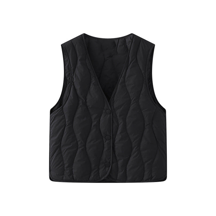 Women's quilted thermal vest with a V-neck and snap-button placket