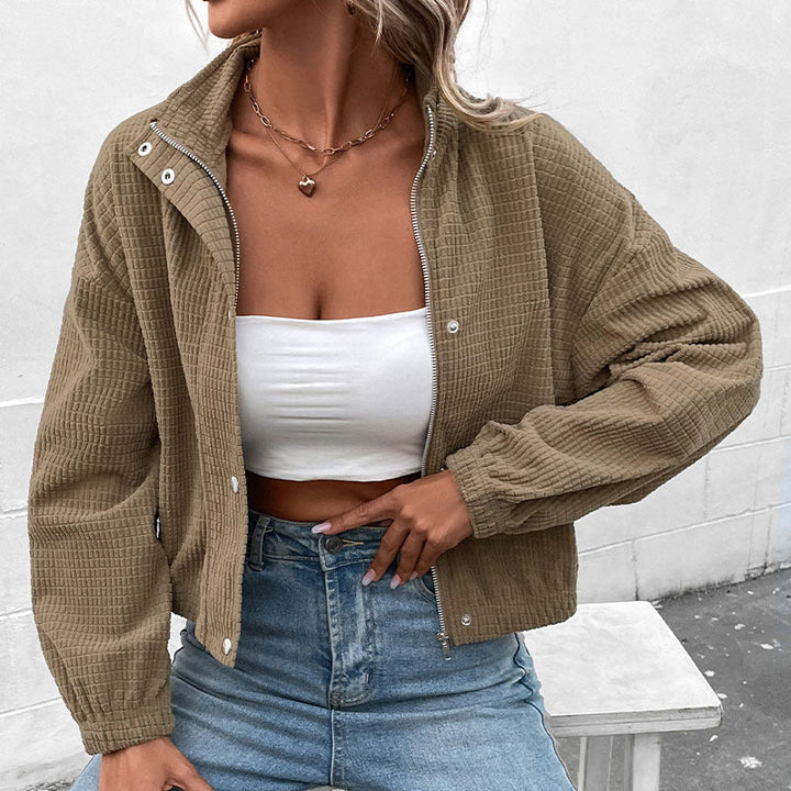 Women’s cropped long-sleeve jacket with pockets